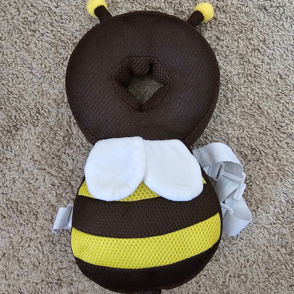 Bumble Bee Head Protector